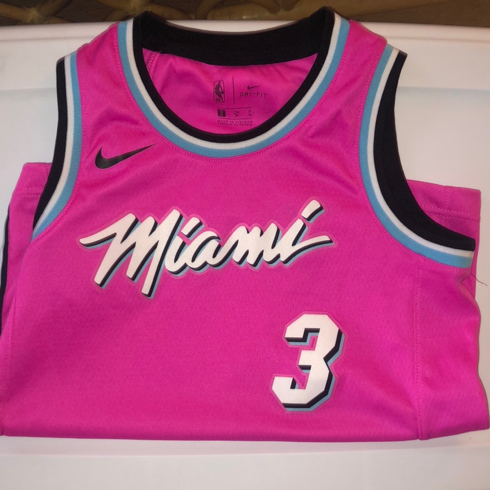 Pink Miami Heat basketball jersey